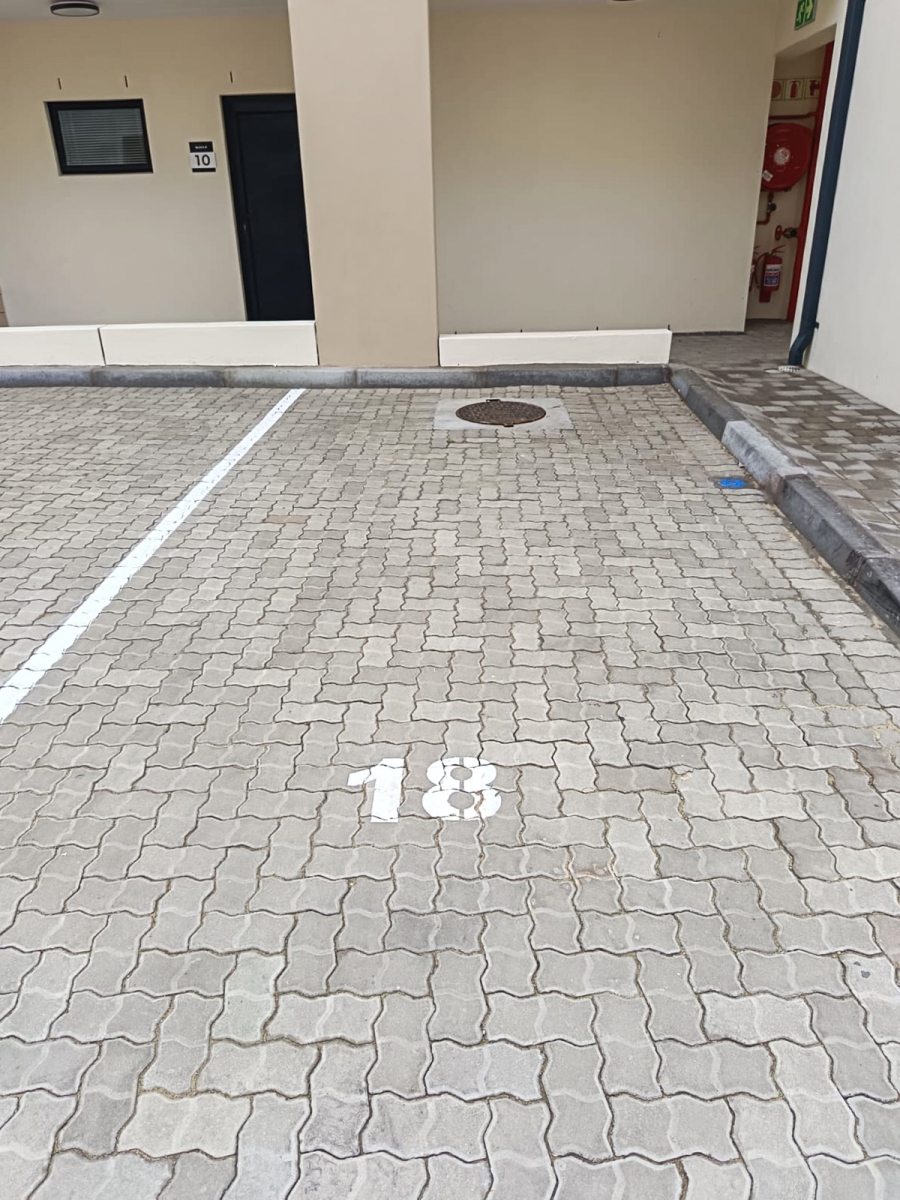 To Let 2 Bedroom Property for Rent in Vredekloof East Western Cape